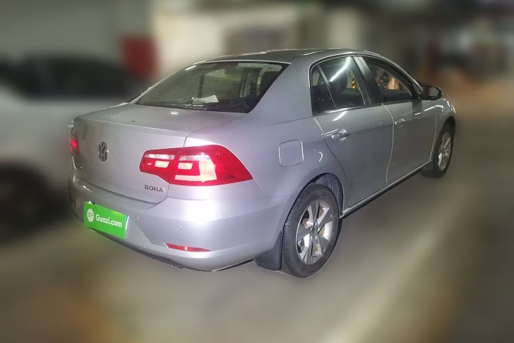 Used Volkswagen Bora 2015 Value Edition 1.6L Automatic Comfort Version