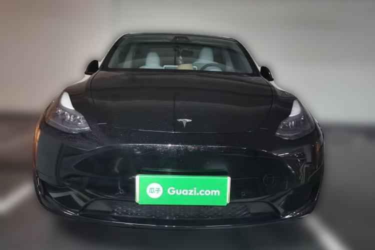 Used Tesla Model Y 2023 Rear-Wheel-Drive Version
