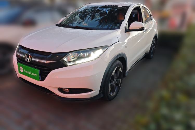 Used Honda Vezel 2017 1.8L CVT Front-Wheel Drive Pioneer Edition