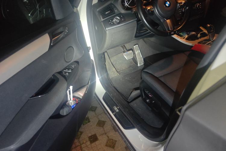 Used BMW X3 2016 sDrive20i
