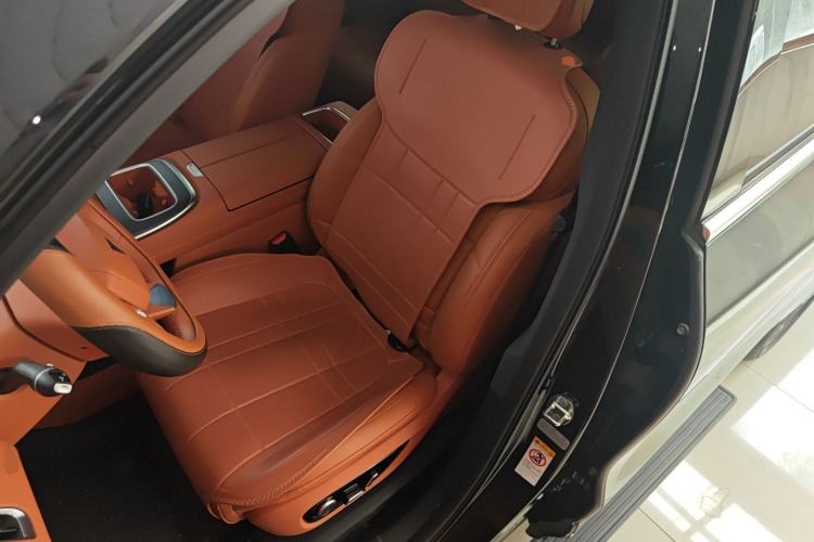 Used Deepal S09 2025 Four-Wheel-Drive Ultra
