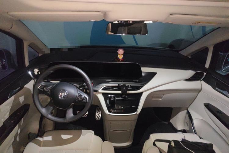 Used Buick GL8 2022 ES Landtrek 653T Comfort Edition