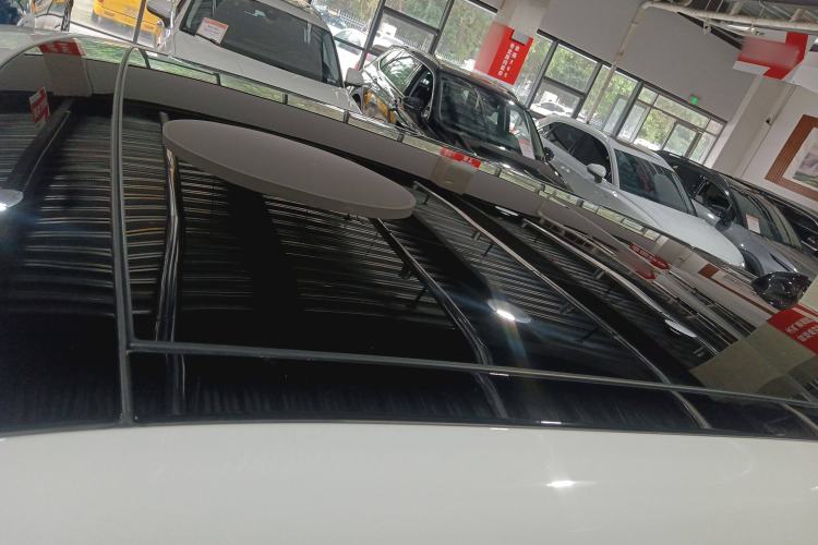 Used Land Rover Range Evoque 2021 Range Rover Velar 249 PS R-Dynamic S Performance Edition
