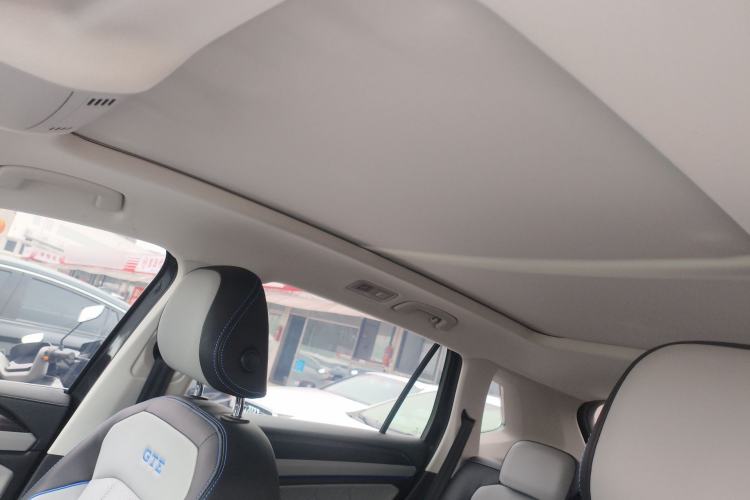 Used Volkswagen Tayron GTE Plug-in Hybrid 2023 280TSI Luxury Plus Advanced Edition Headliner