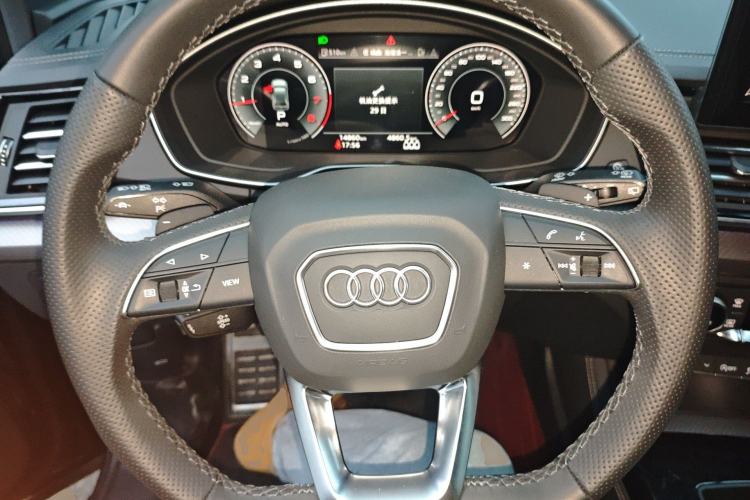 Used Audi Q5L 2024 45 TFSI Luxury Dynamic Model
