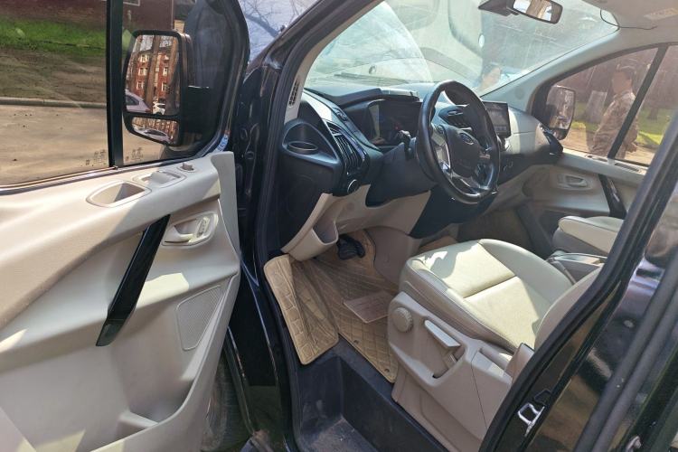 Used Ford Tourneo Custom 2017 2.0T Automatic Elite Edition
