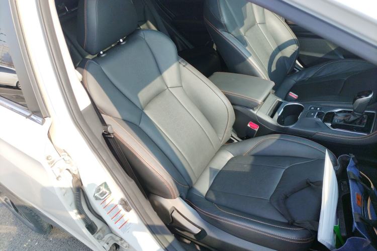 Used Subaru XV 2018 2.0i All-Wheel-Drive Luxury Edition with EyeSight Right Front Seat