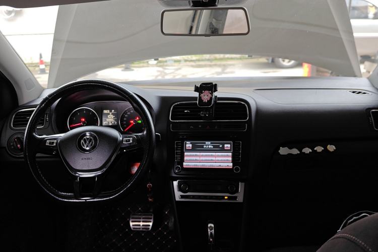 Used Volkswagen Polo 2014 1.6L Cross Polo Automatic