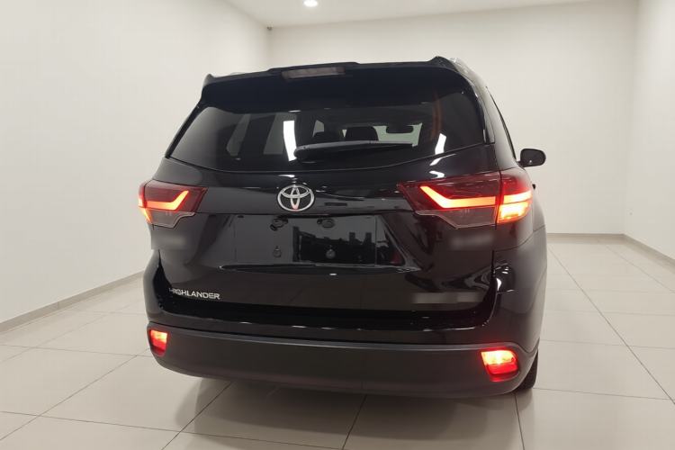 Used Toyota Highlander 2018 2.0T Four-Wheel Drive Knight Edition 7 Seats China VI Standard Rear
