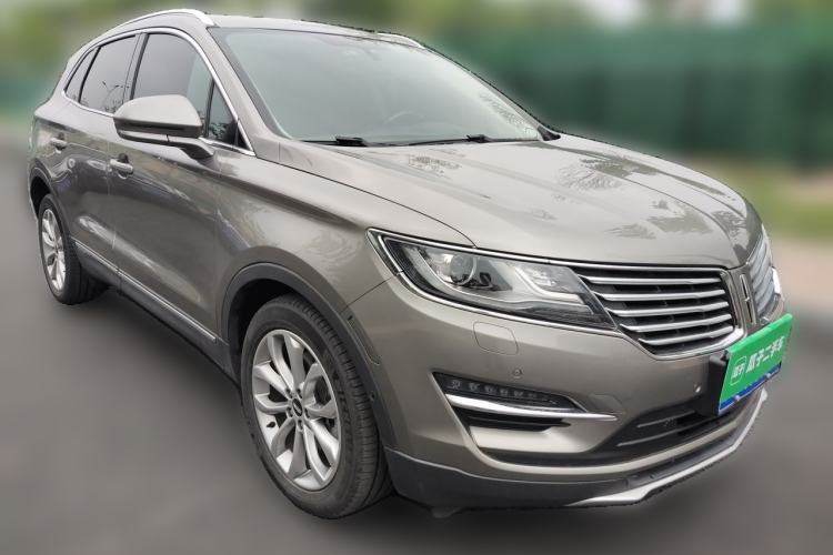 Used Lincoln MKC 2017 2.0T Two-Wheel-Drive Luxury Edition
