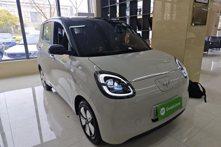 Used Wuling Hongguang MINIEV 2025 Four-Door Version Zhenxiang+ Edition Exterior 1