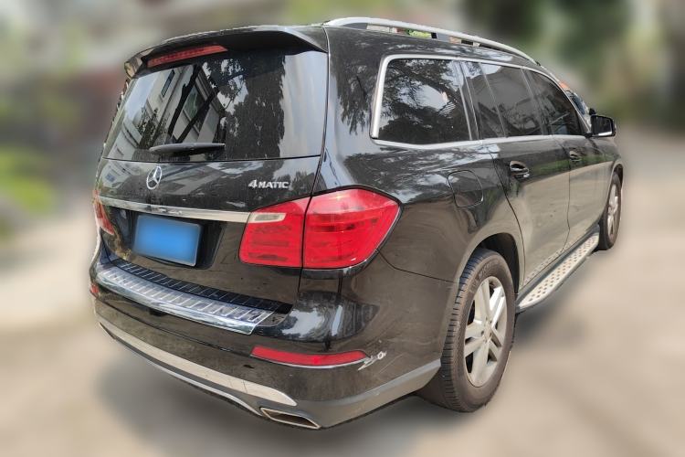 Used Mercedes-Benz GL-Class 2014 GL 400 4MATIC Dynamic Model Rear Right 45 Deg