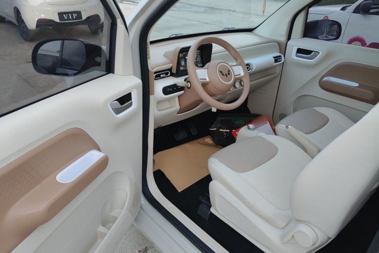 Used Wuling Hongguang MINIEV 2024 3rd Generation 215km Youth Edition Driver Seat
