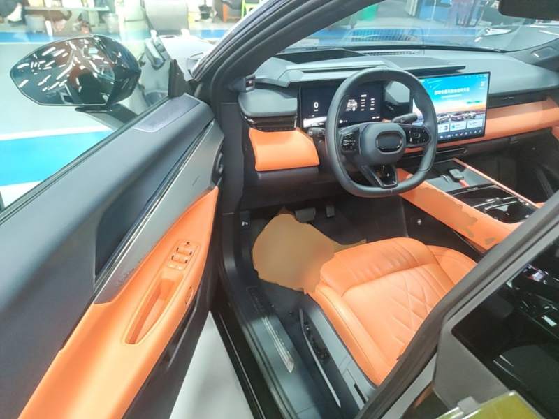 Used Lynk & Co 08 EM-P 2026 Model 210 Four-Wheel Drive Performance Ultra H7 — 15