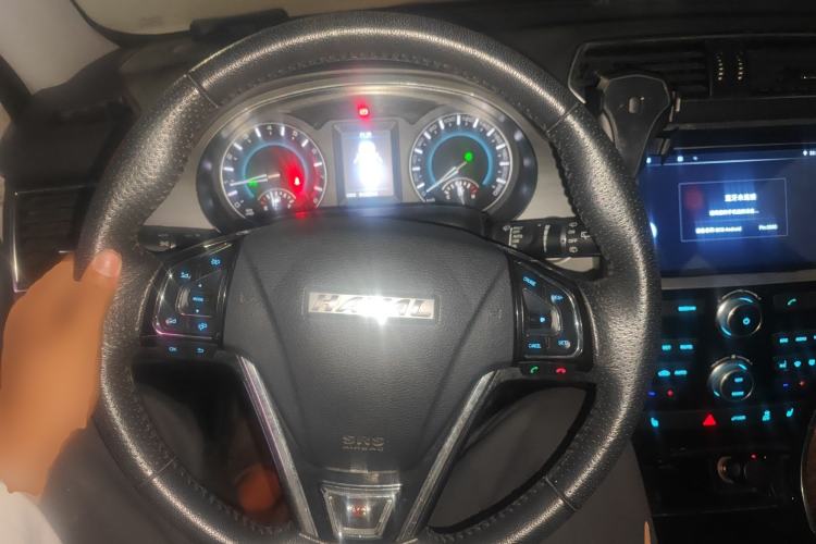 Used Haval H2 2016 Red-Label 1.5T Manual Two-Wheel Drive Luxury Model