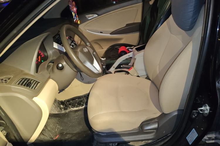 Used Hyundai Verna (older generation) 2010 Sedan 1.4L Manual Comfort GS
