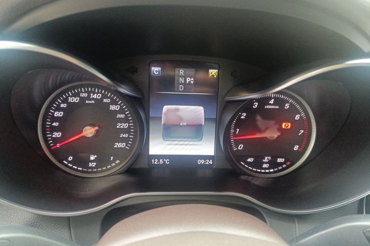 Used Mercedes-Benz GLC 2017 GLC 260 4MATIC Luxury Model