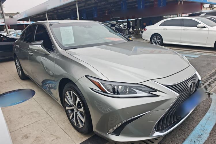 Used Lexus ES 2020 200 Excellence Edition