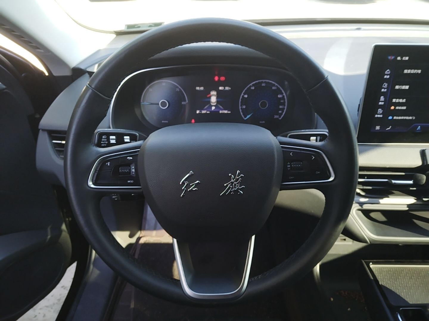 Hongqi E-QM5 2023 620km PLUS — снимка 20