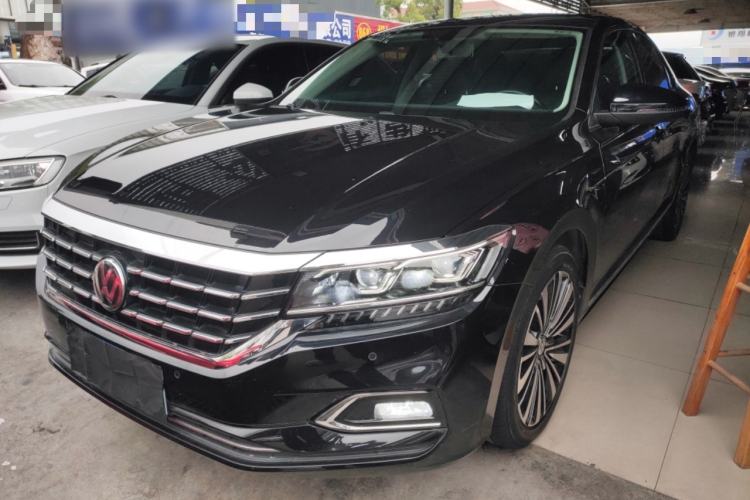 Used Volkswagen Passat 2019 330TSI Luxury Edition China VI Standard