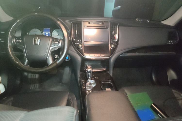 Used Toyota Crown 2015 2.0T Fashion Edition