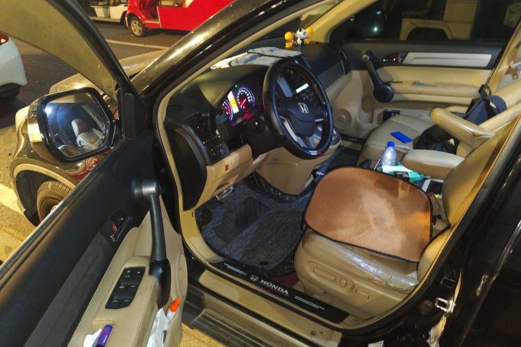 Used Honda CR-V 2010 2.4L automatic four-wheel drive luxury version Driver Seat