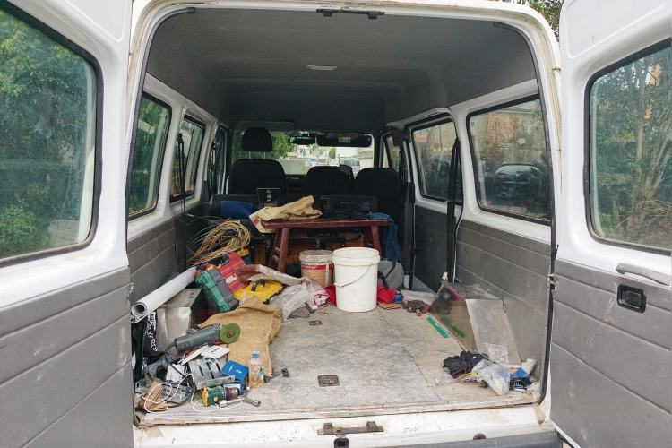 Used JMC Transit 2017 2.8T Commercial Version Short Wheelbase Mid-Roof 6/7/8-Seater JX493
