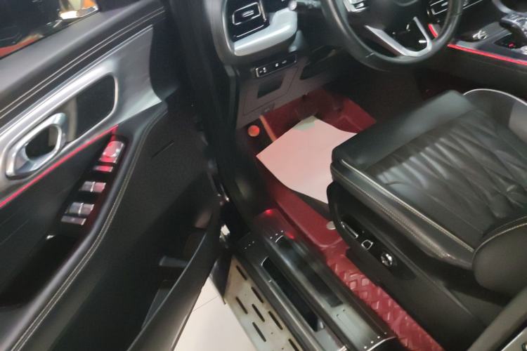 Used GAC Trumpchi GS8 2022 Linghang Series 2.0 TGDI Two-Wheel-Drive Luxury Smart Connectivity Version (7 Seats) Driver Seat