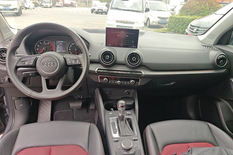 Used Audi Q2L 2021 35 TFSI Fashion Dynamic Model
