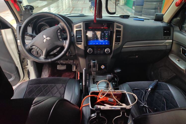 Used Mitsubishi Pajero 