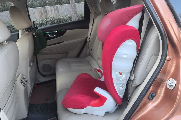 Used Nissan X-Trail 2014 2.0L CVT Comfort Edition 2WD
