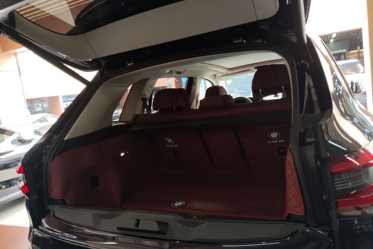 Used BMW X5 2022 Restyled xDrive 30Li Luxury Version M Sport Package