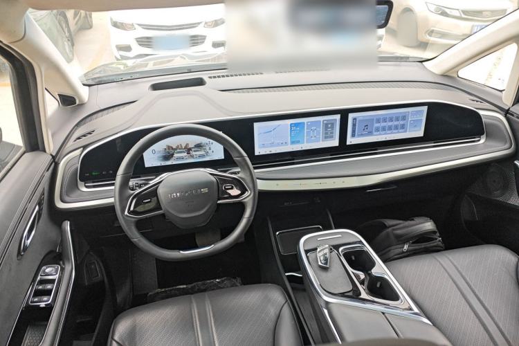 Used SAIC MAXUS Dajia 9 2024 Super Hybrid Ultra-Long Range Mountain Edition 7-Seater
