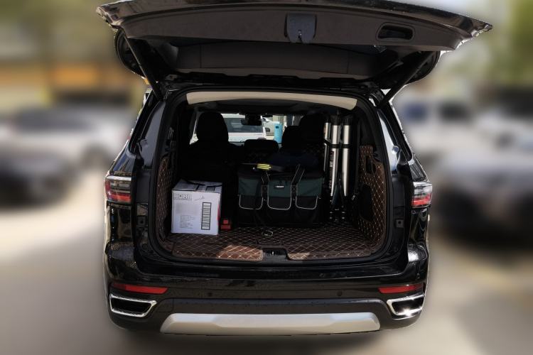 Used Jeep Grand Commander 2022 2.0T Four-Wheel Drive Luxury Edition Trunk