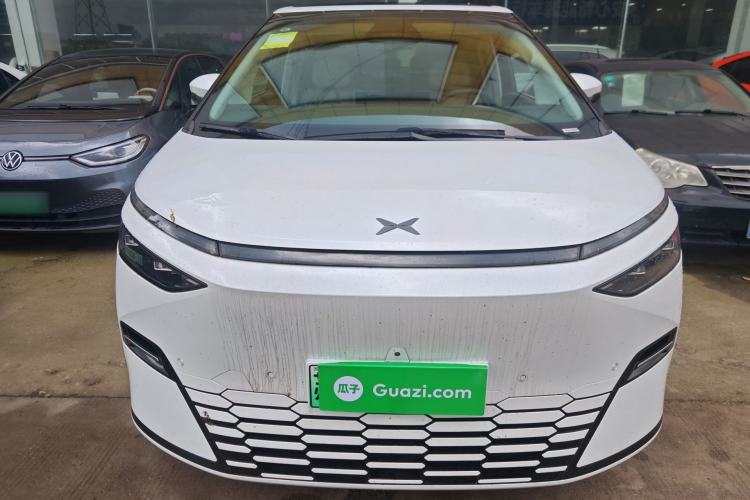Used XPeng X9 2025 740 Ultra-Long Range Max Front