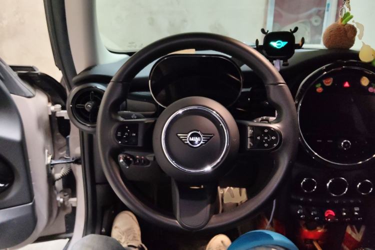 Used MINI 2023 1.5T COOPER Artist