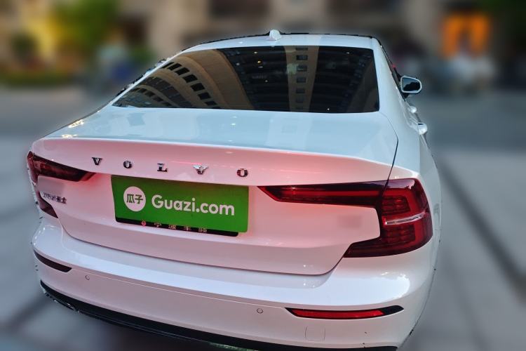 Used Volvo S60 2020 T4 Zhiyi Luxury Edition Rear