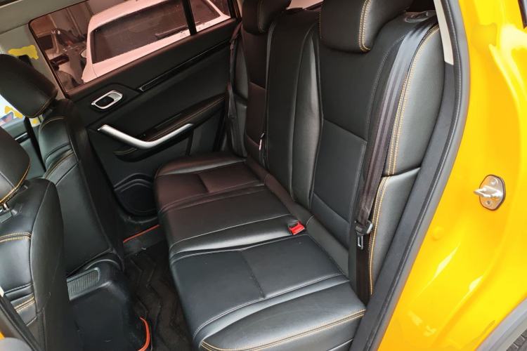 Used Dongfeng Aeolus AX4 2017 1.6L DCT Trendy Style
