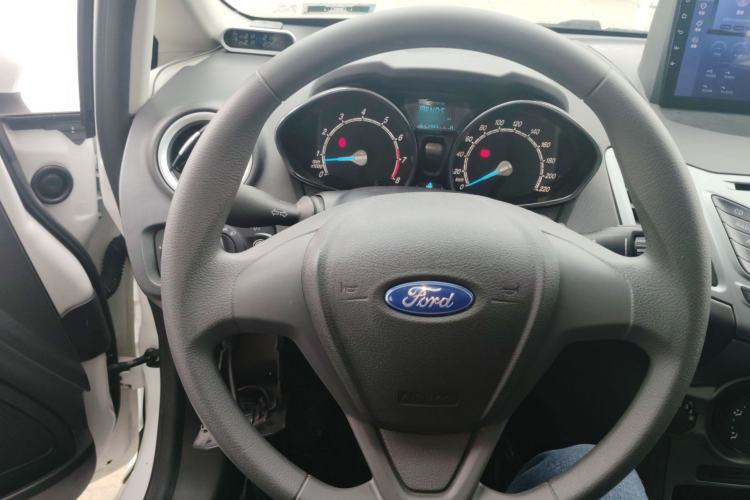 Used Ford Fiesta 2013 Hatchback 1.5L Automatic Fashion Edition