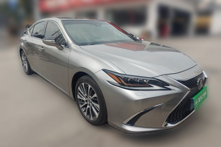 Used Lexus ES 2018 260 Luxury Edition China V Standard