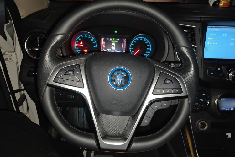 Used BYD Song New Energy 2017 Song DM 1.5TID All-Wheel Drive Prestige Model
