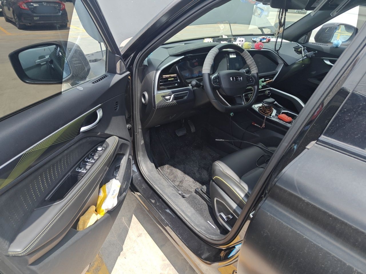 Geely Auto Monjaro S 2021 2.0TD Automatic Two-Wheel Drive Lightning Edition — снимка 16