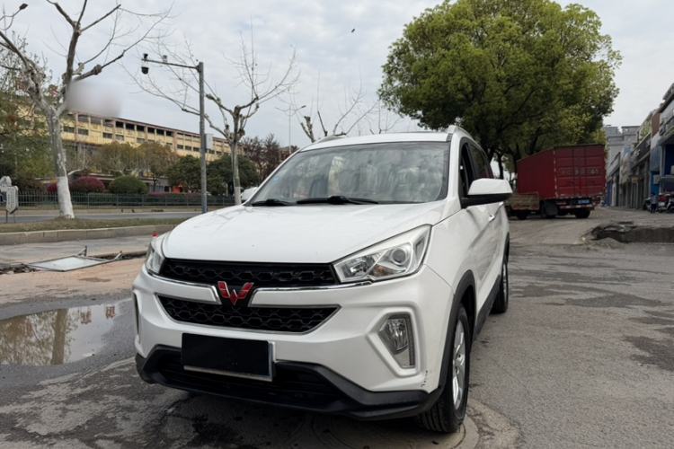 Used Wuling Hongguang S3 2018 1.5L Manual Luxury Model China V Standard