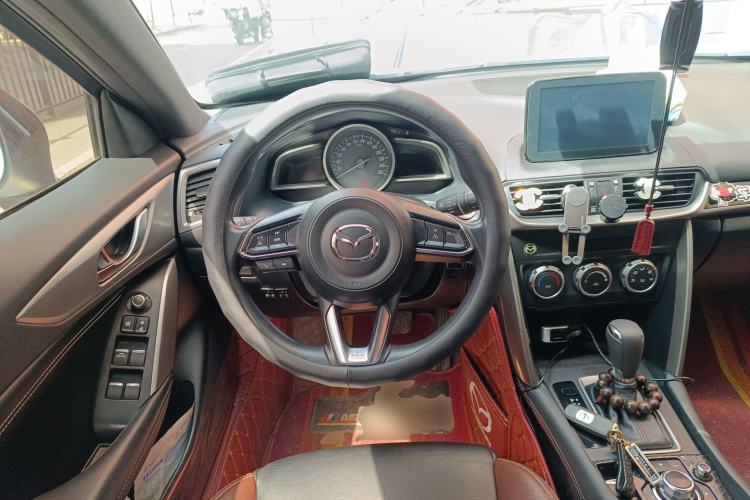 Used Mazda CX-4 2018 2.0L Automatic Two-Wheel Drive Blue Sky Premium Upgrade Version China VI Standard
