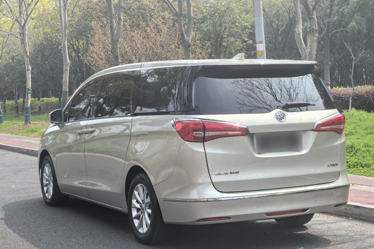 Used Buick GL8 2018 ES 28T Comfort Model China VI Standard