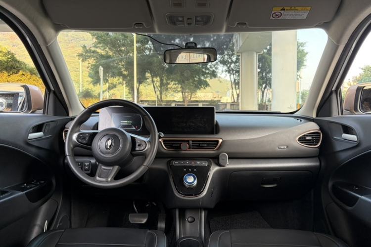 Used ORA White Cat 2022 Xiaoyue Mao Edition 360 km Luxury Model Lithium NMC