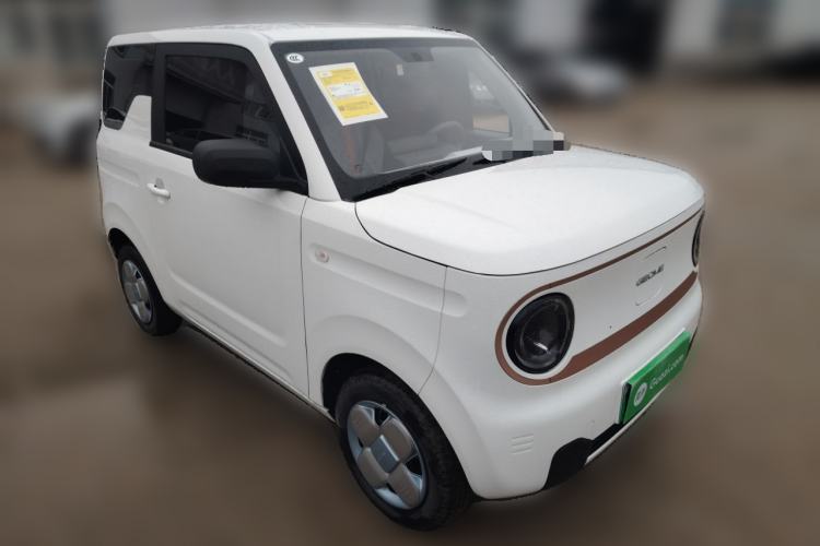 Used Geely Galaxy Panda 2024 Panda Mini 200km Endurance Bear Front Right 45 Deg
