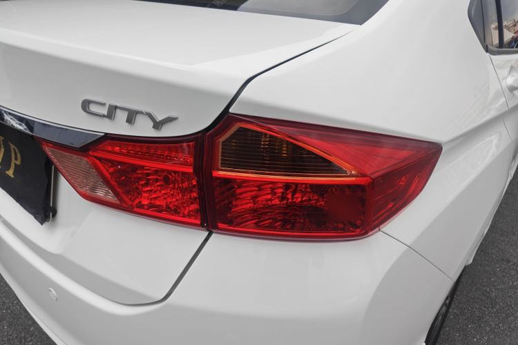 Used Honda City 2015 1.5L CVT Comfort Version Exterior 8