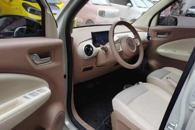 Used Wuling Hongguang MINIEV 2025 Four-Door Version Advanced Edition Driver Seat