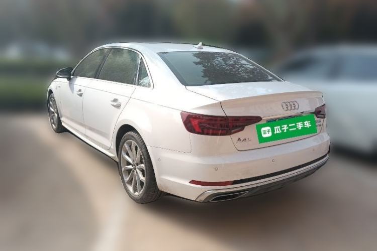 Used Audi A4L 2019 40 TFSI Fashion Edition China VI Emission Standard Exterior 3